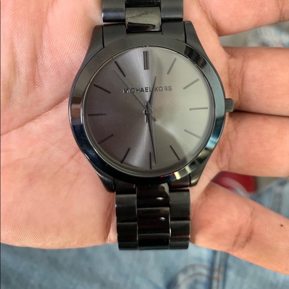 MICHAEL KORS - Picture 2 of 5